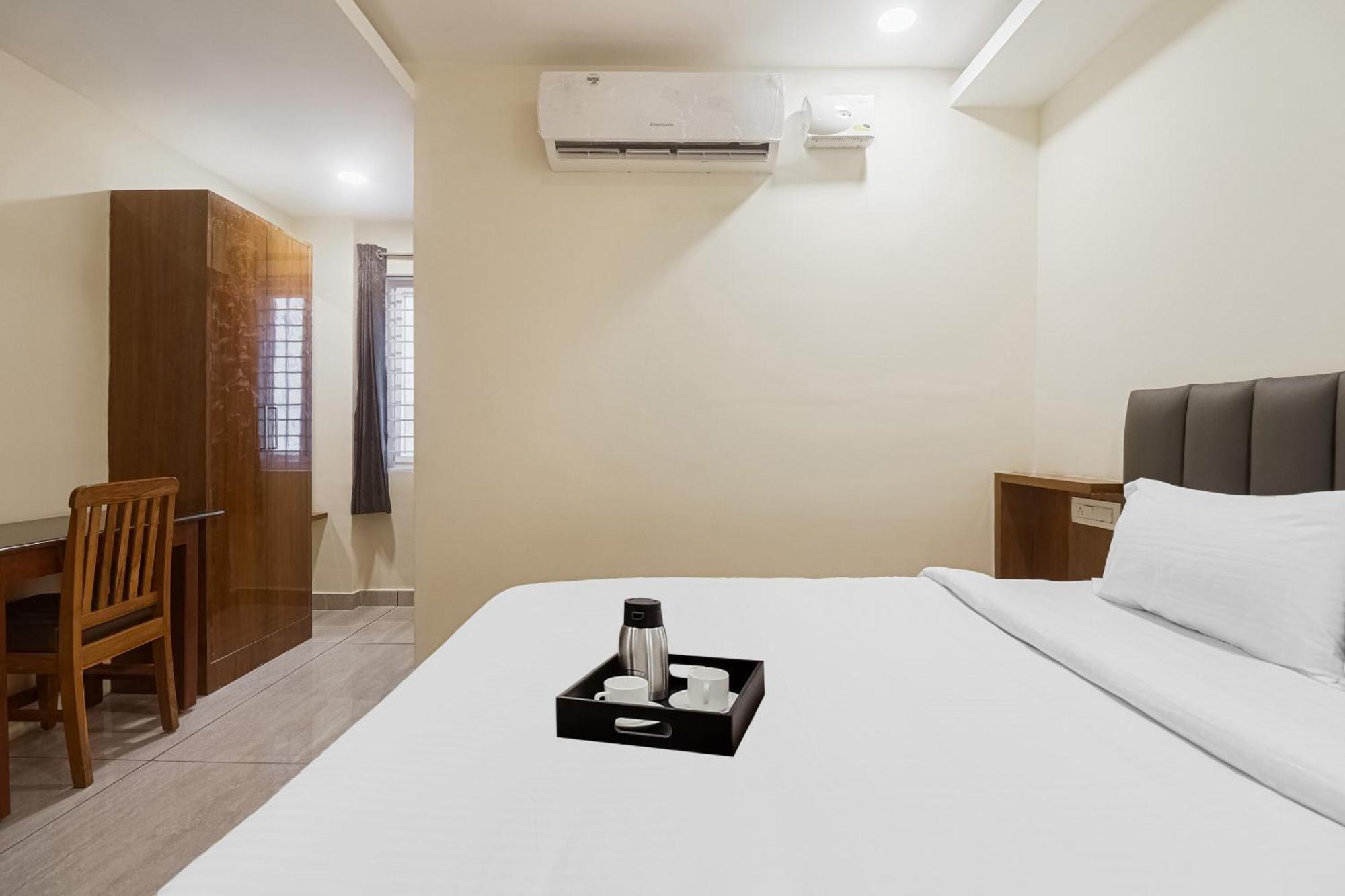 Townhouse Dj Grand Hotel Tirupati Kültér fotó