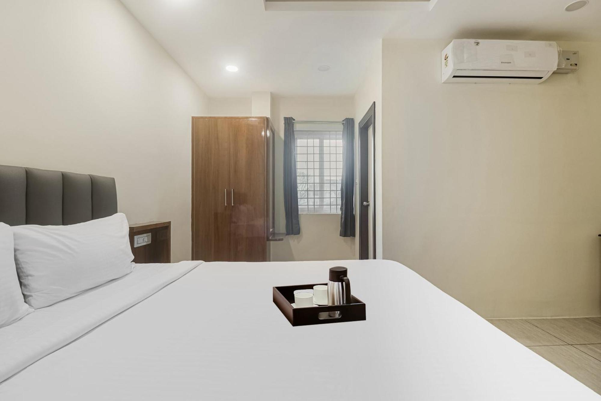 Townhouse Dj Grand Hotel Tirupati Kültér fotó