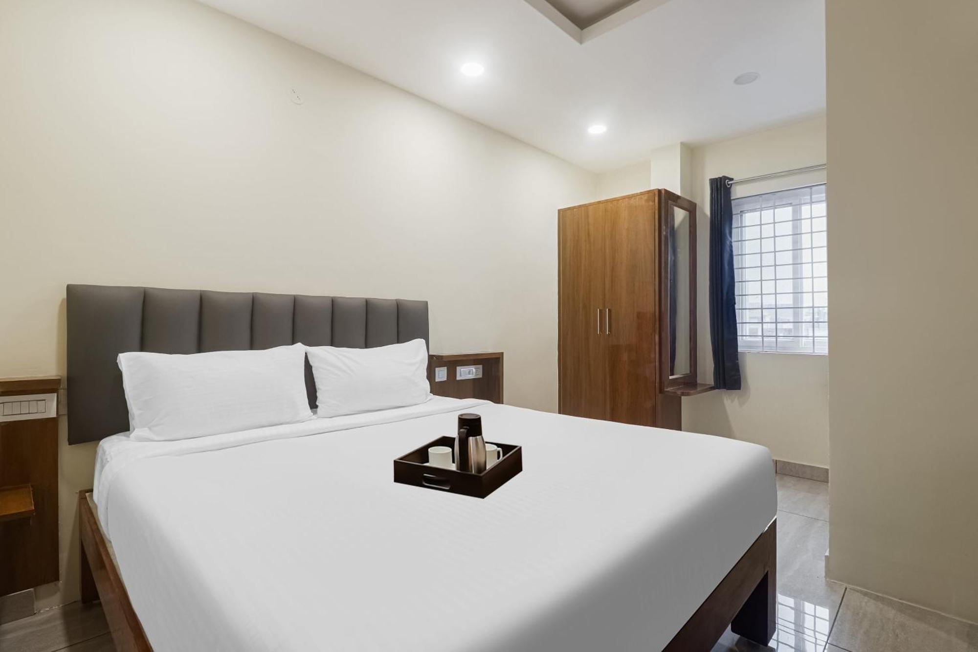 Townhouse Dj Grand Hotel Tirupati Kültér fotó