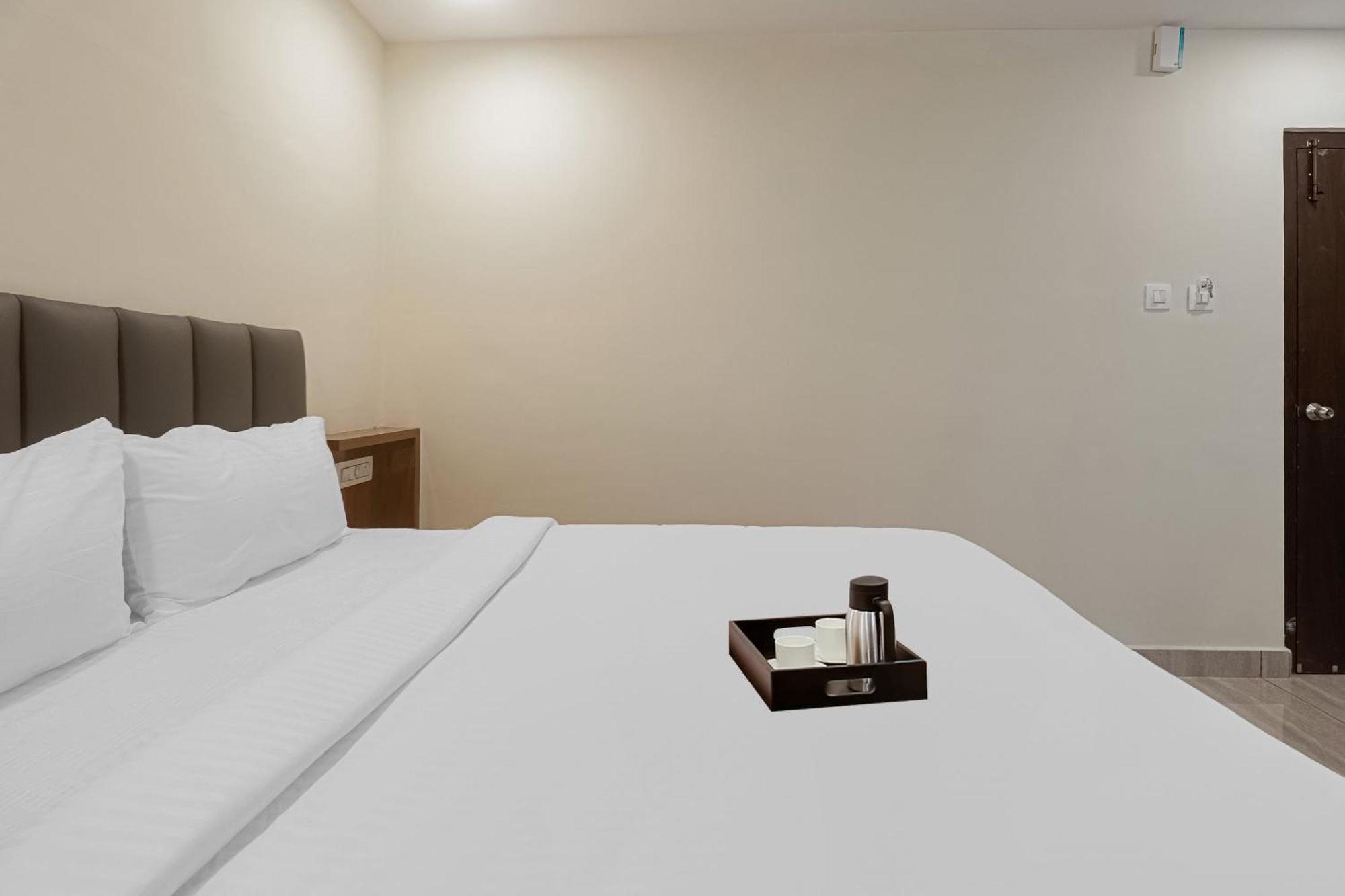 Townhouse Dj Grand Hotel Tirupati Kültér fotó