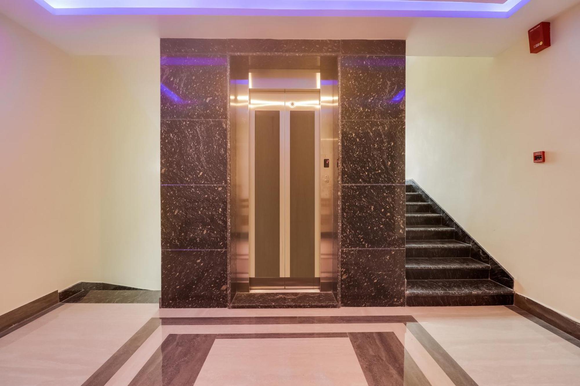Townhouse Dj Grand Hotel Tirupati Kültér fotó
