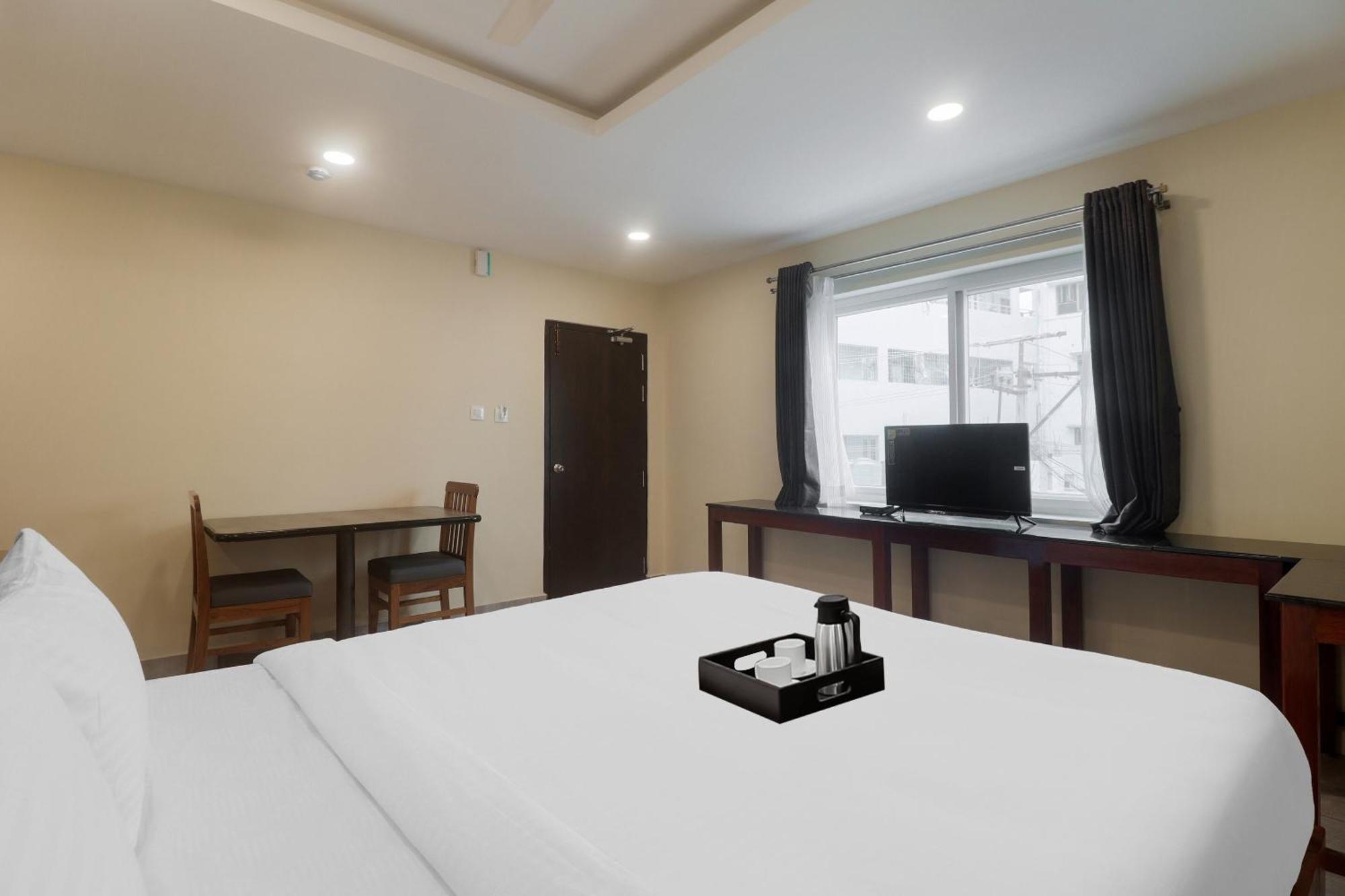 Townhouse Dj Grand Hotel Tirupati Kültér fotó
